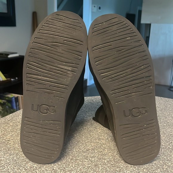 UGG Mens Winter Genuine Lamb Fur Lined Boot Black Size 10 - Picture 5 of 5